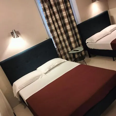 Πανσιόν Residenza Cernaia 3*
