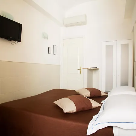 Residenza Cernaia 3* Roma