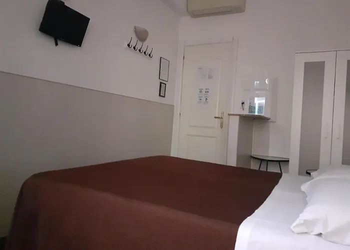 Residenza Cernaia 3* Рим